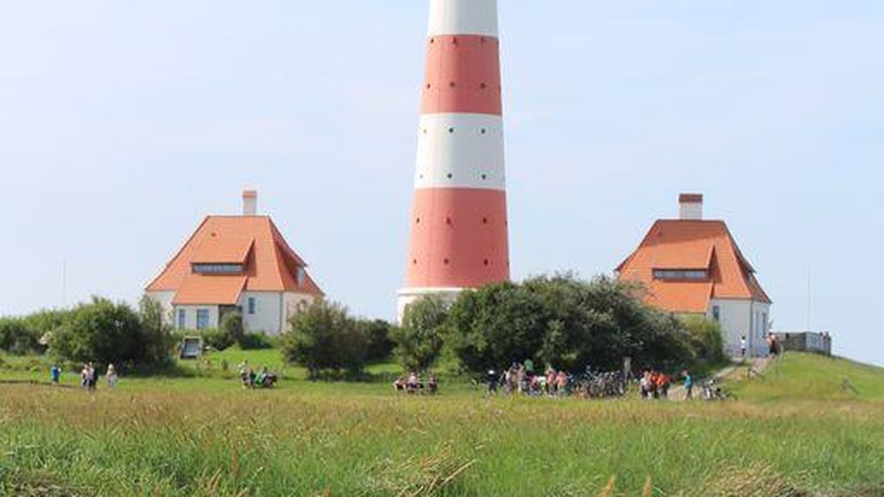 ...nicht weit entfernt... Westerhever Leuchtturm ...nicht weit entfernt... Westerhever Leuchtturm